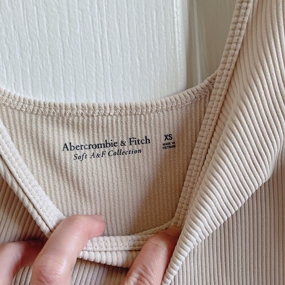 abercrombie and fitch bodysuit - Picture 4 of 4